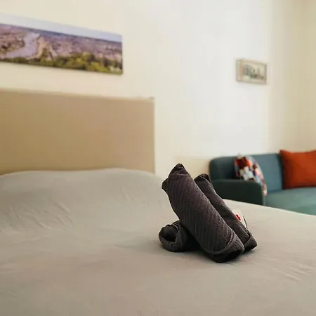 Apartamento Votre Pied-a-terre Citadin - 464 Ruan